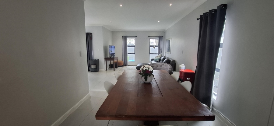 To Let 3 Bedroom Property for Rent in Langeberg Ridge Western Cape